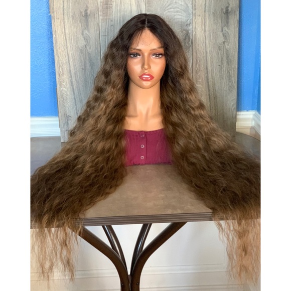 42” Long Ombre Wavy Lace Front Wig - Picture 3 of 9